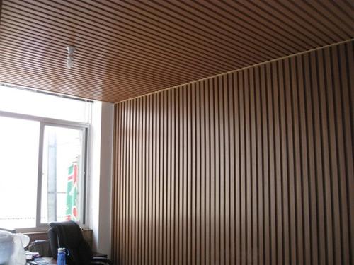 市場(chǎng)上的生態(tài)木的價(jià)格是根據(jù)什么定的 市場(chǎng)上的生態(tài)木的價(jià)格是根據(jù)什么定的